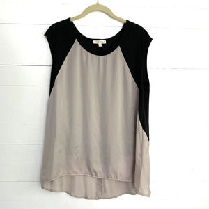 Hem & Thread Women's Tank Top Size Medium